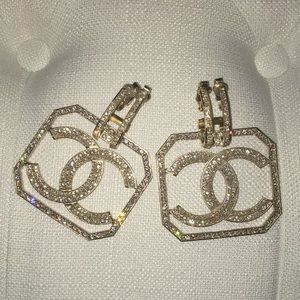 Large logo Chanel earrings